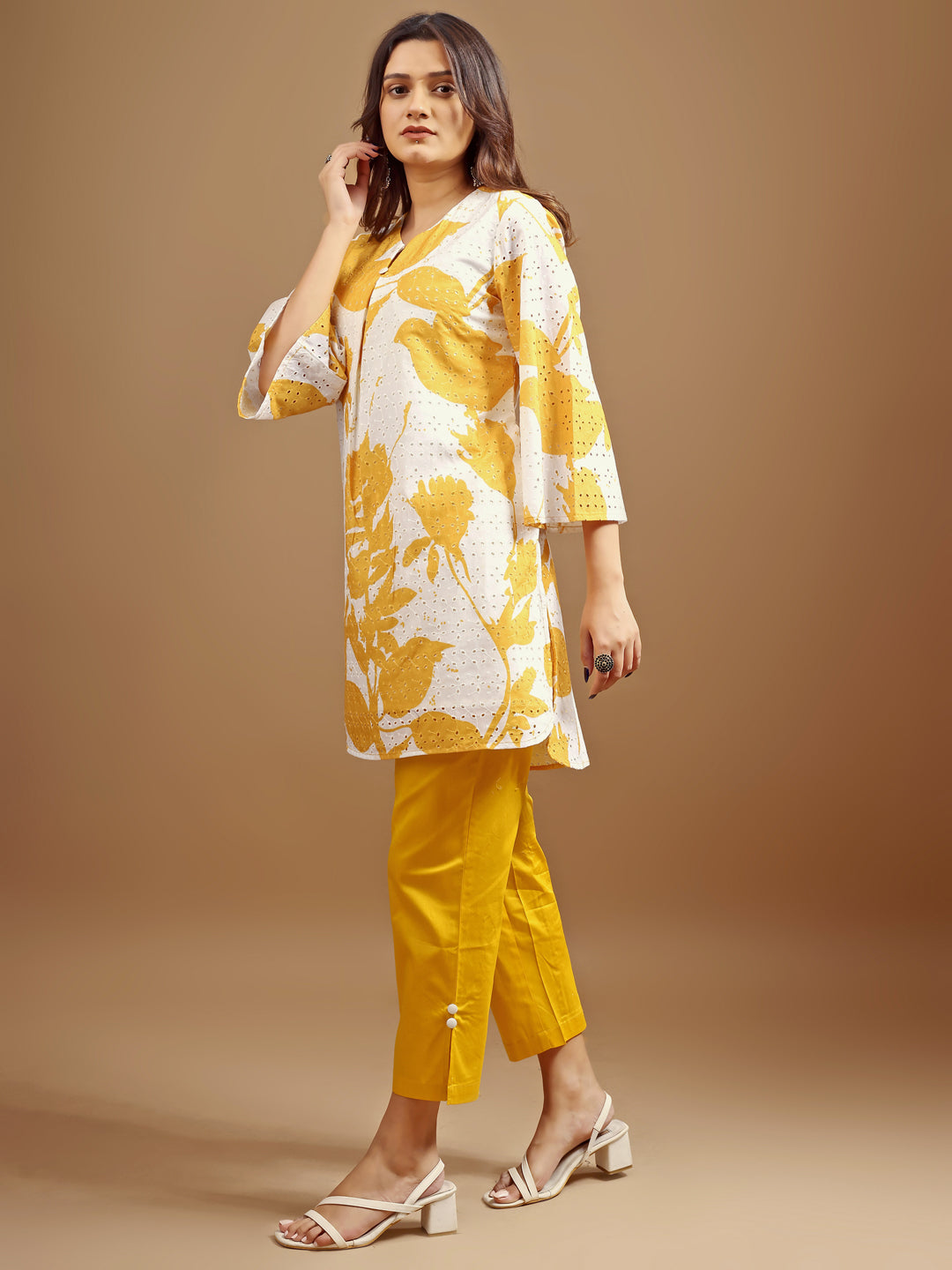 Yellow & White hakoba printed tunic with trouser cord set