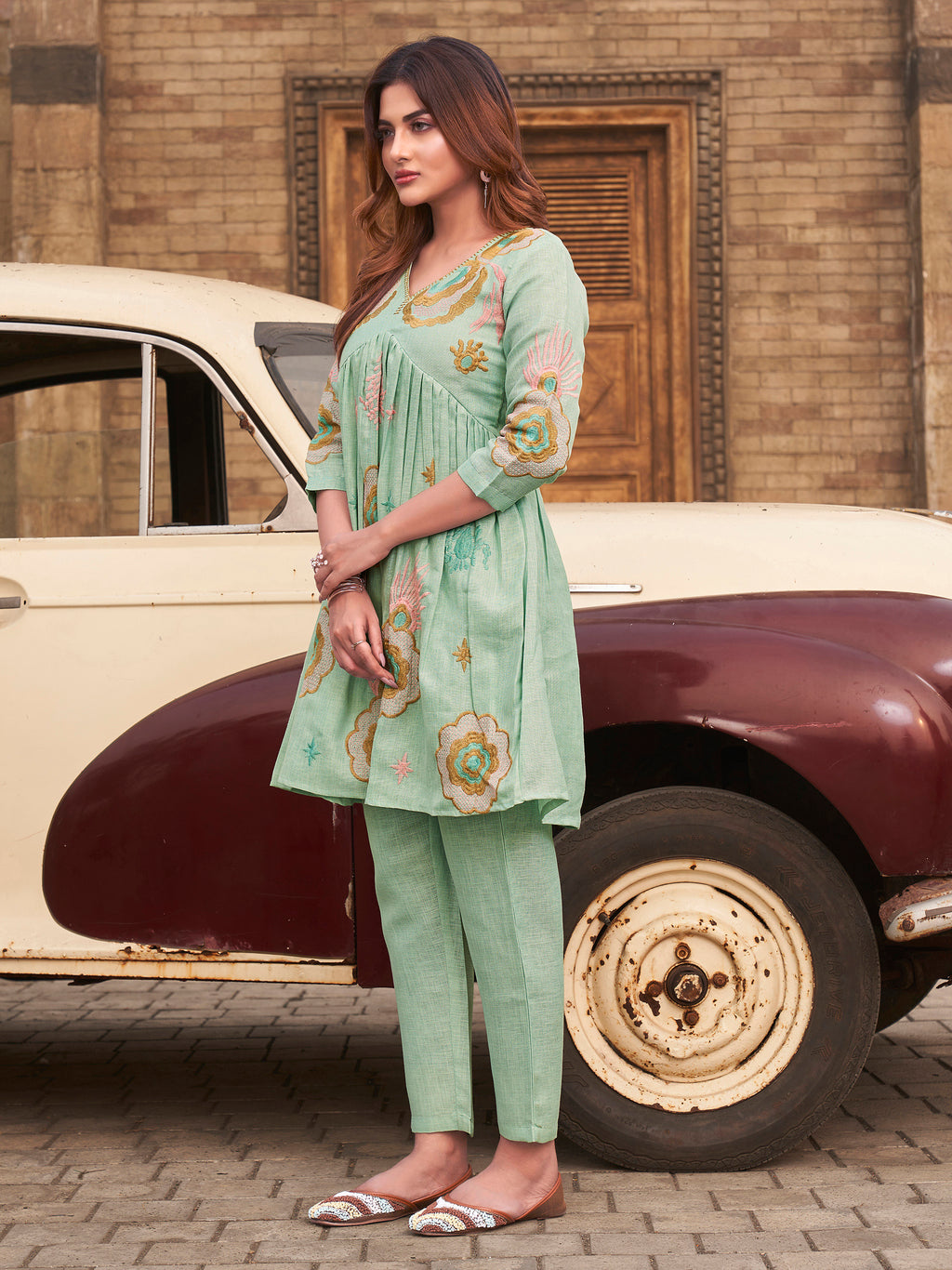 Sea Green color linen with contrast embroidered tunic & trouser co-ord set