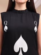 Black Queen of Hearts Embroidered kurta with Pockets Co-ords Set