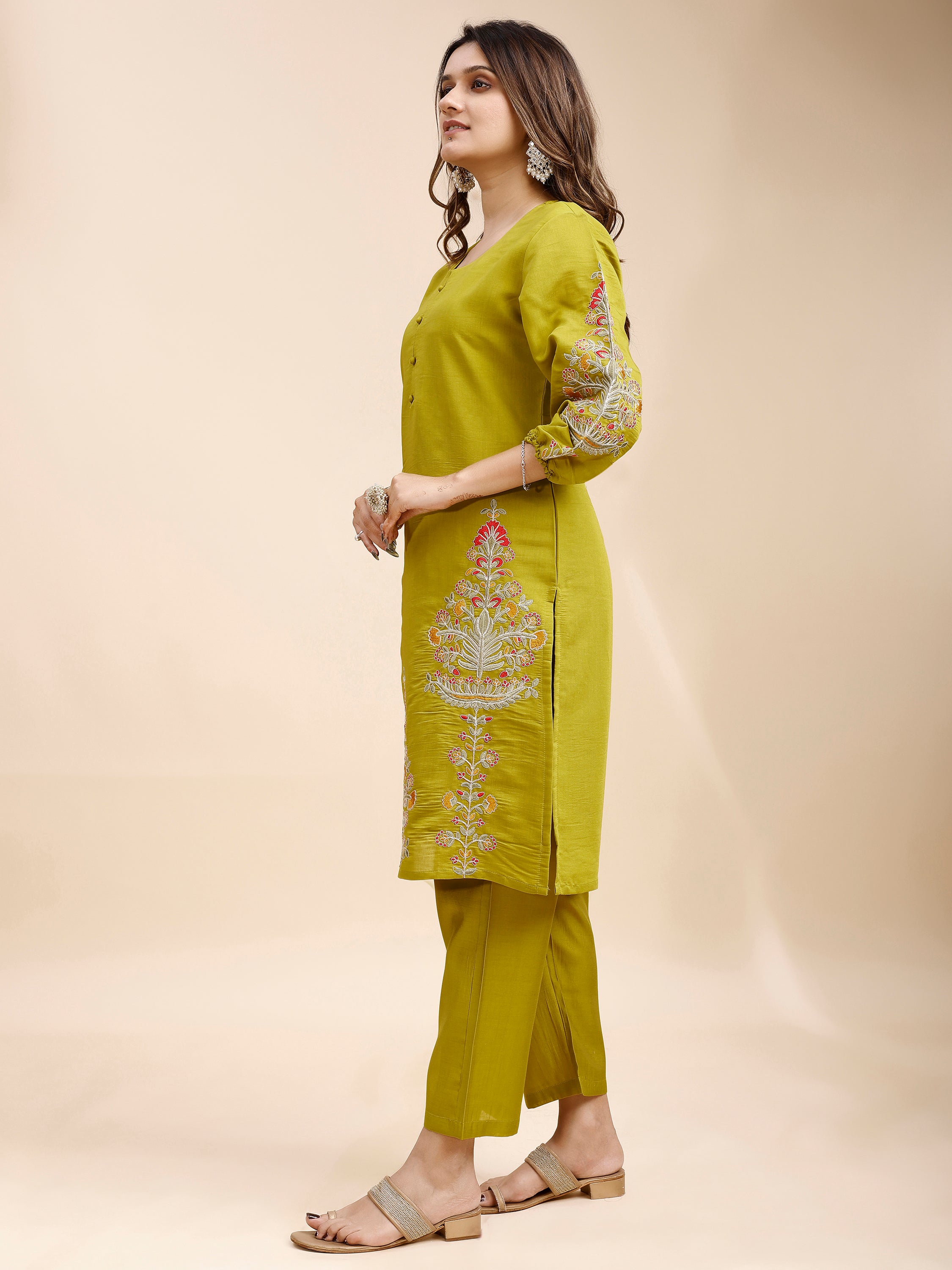 Tikhi Imli Green color silk blend with multi thread embroidered tunic and trouser Co-ord Set