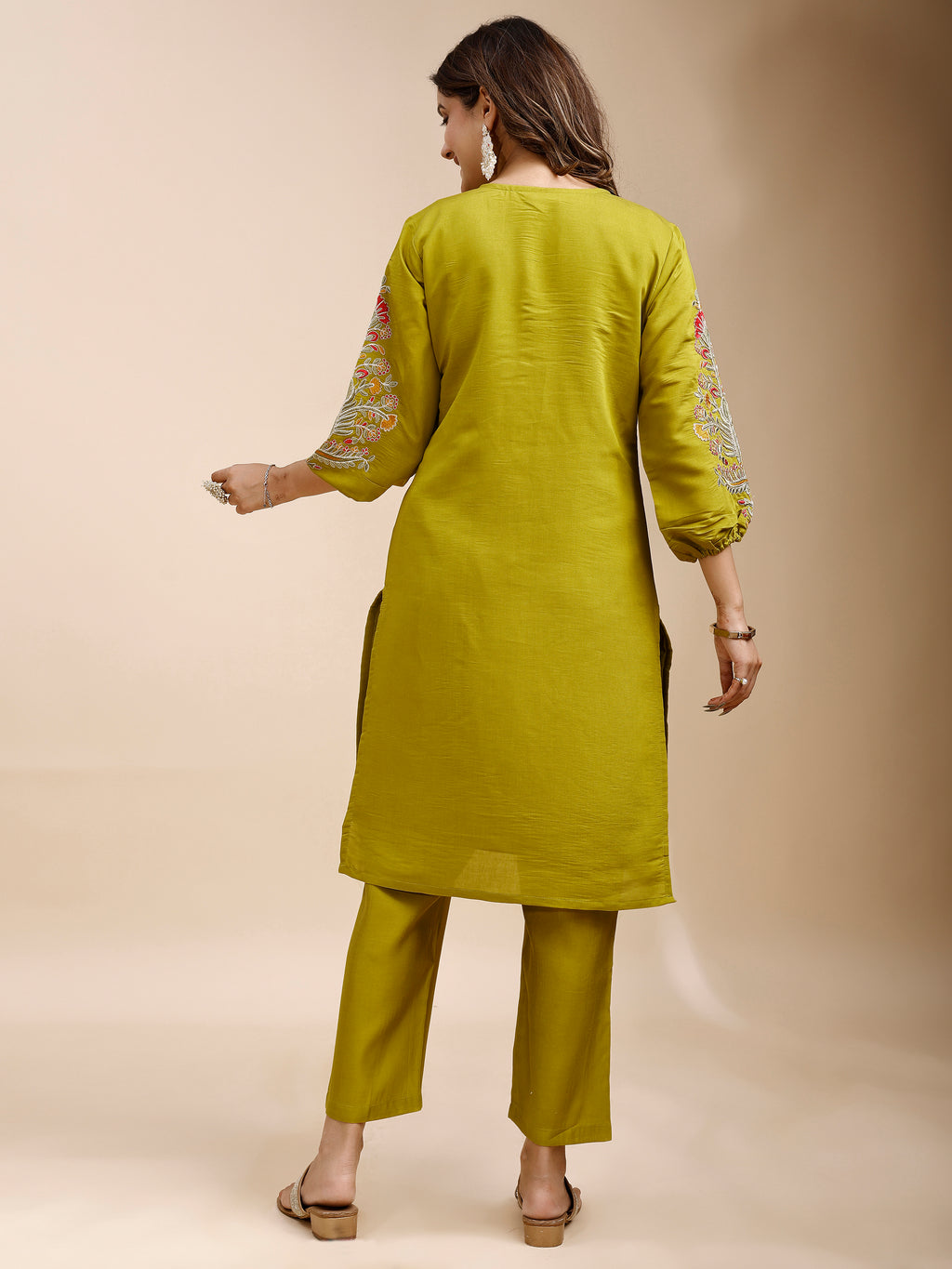 Tikhi Imli Green color silk blend with multi thread embroidered tunic and trouser Co-ord Set