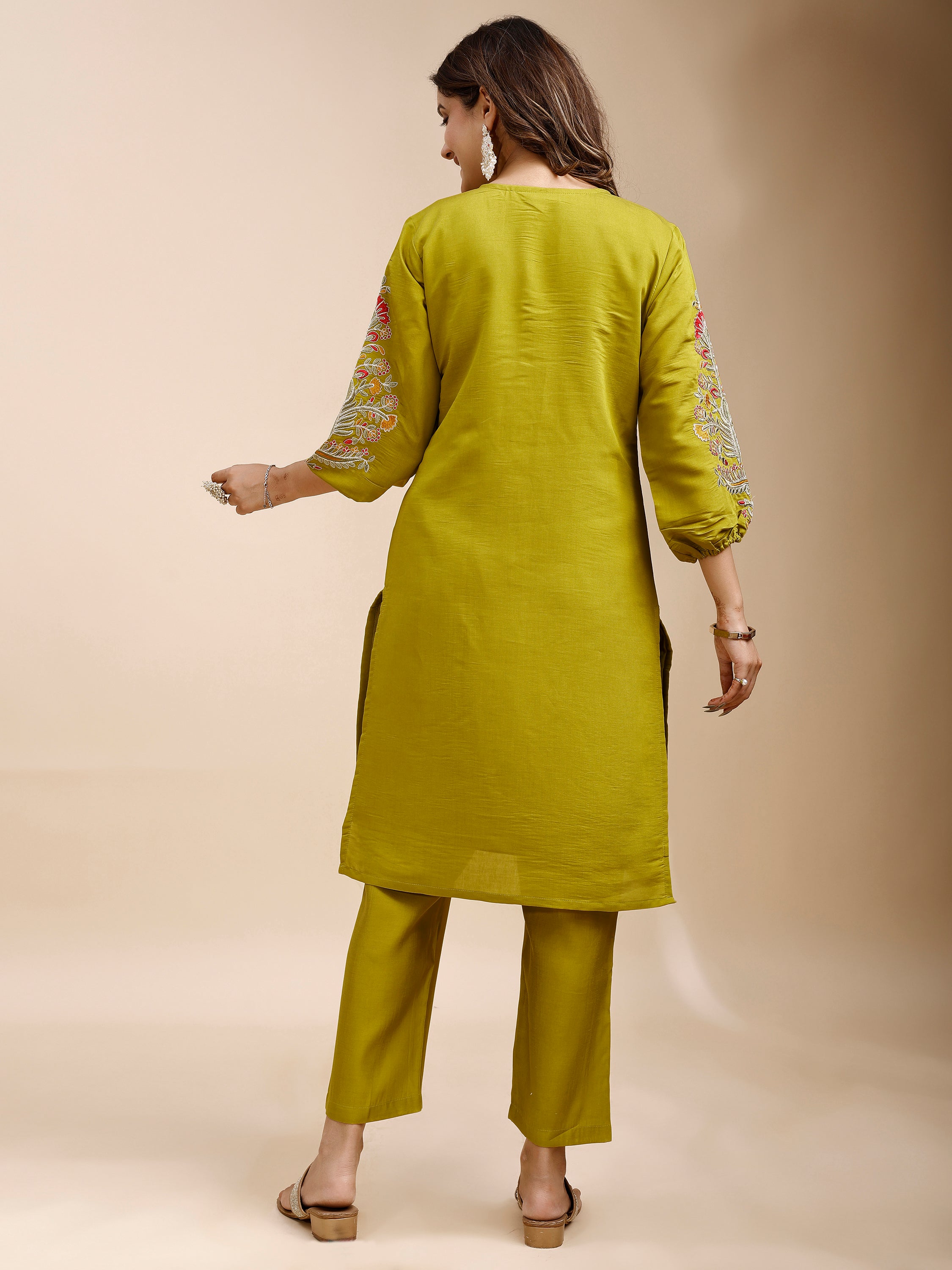 Tikhi Imli Green color silk blend with multi thread embroidered tunic and trouser Co-ord Set