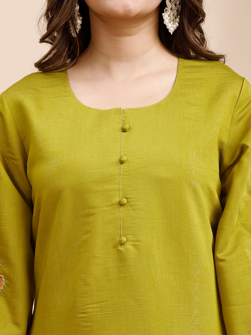 Tikhi Imli Green color silk blend with multi thread embroidered tunic and trouser Co-ord Set