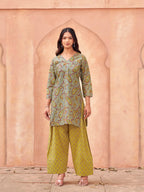 Gray color pure cotton with jal printed tunic & printed farsi salwar co-ord set