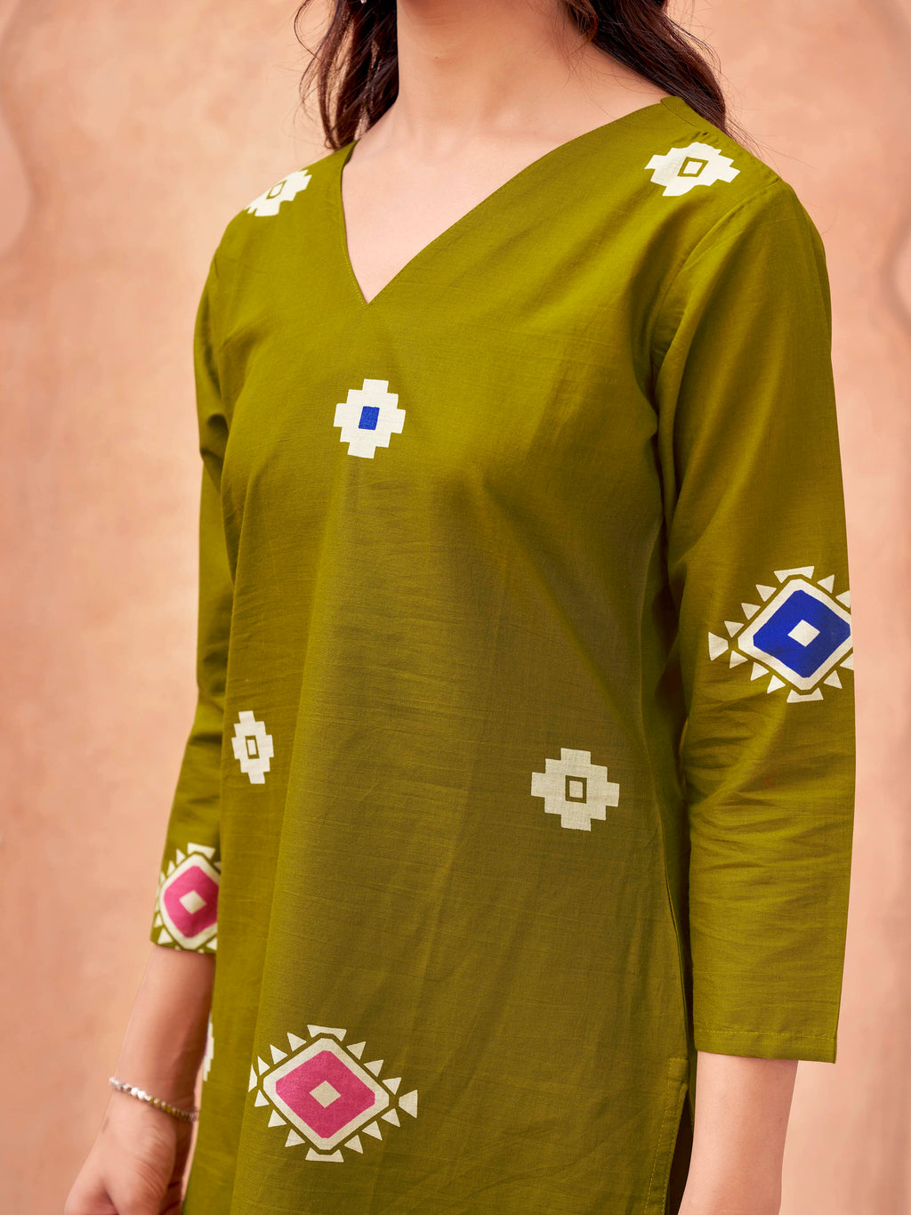 Olive green color pure cotton with printed tunic & solid farsi salwar co-ord set