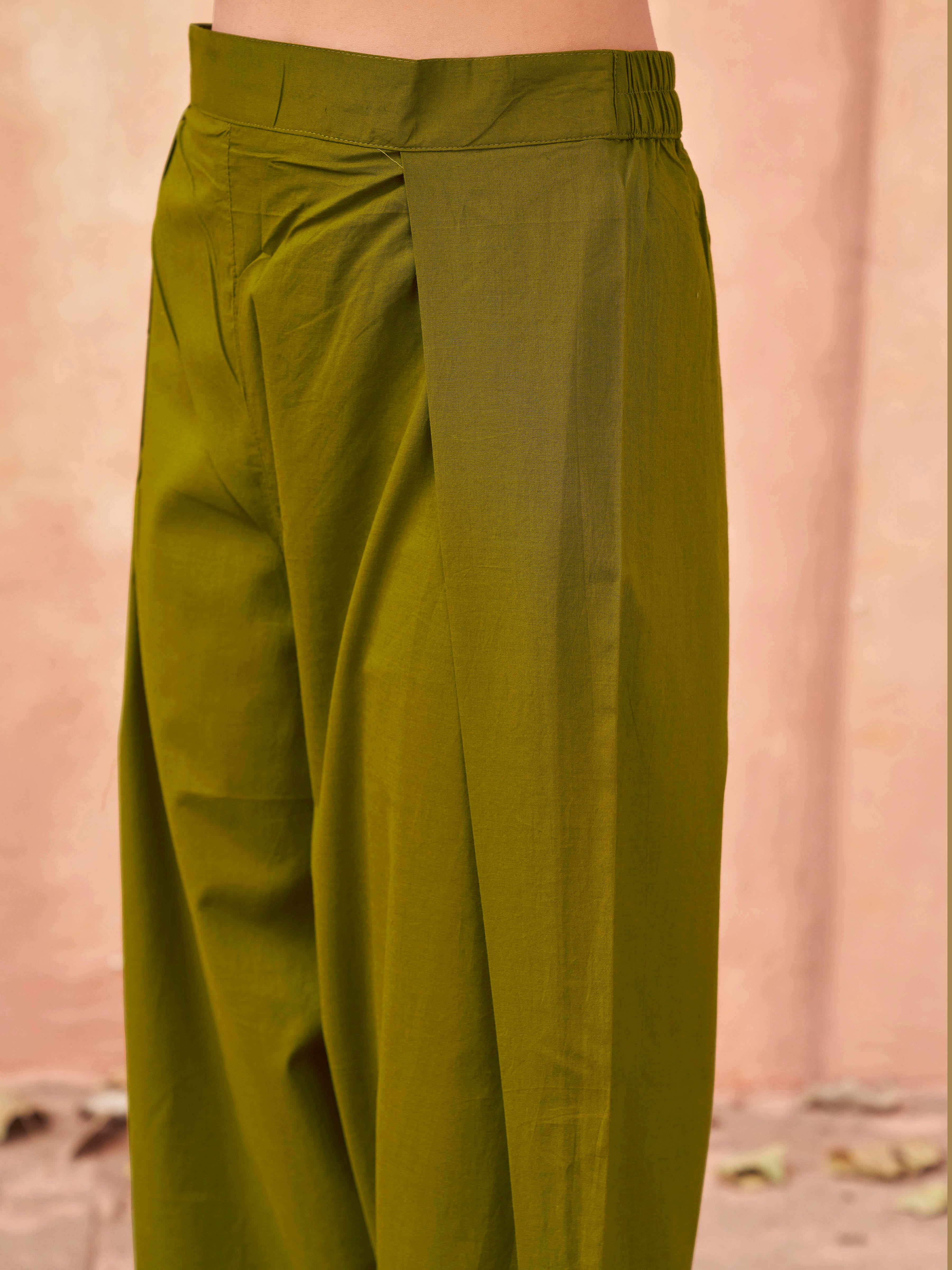 Olive green color pure cotton with printed tunic & solid farsi salwar co-ord set