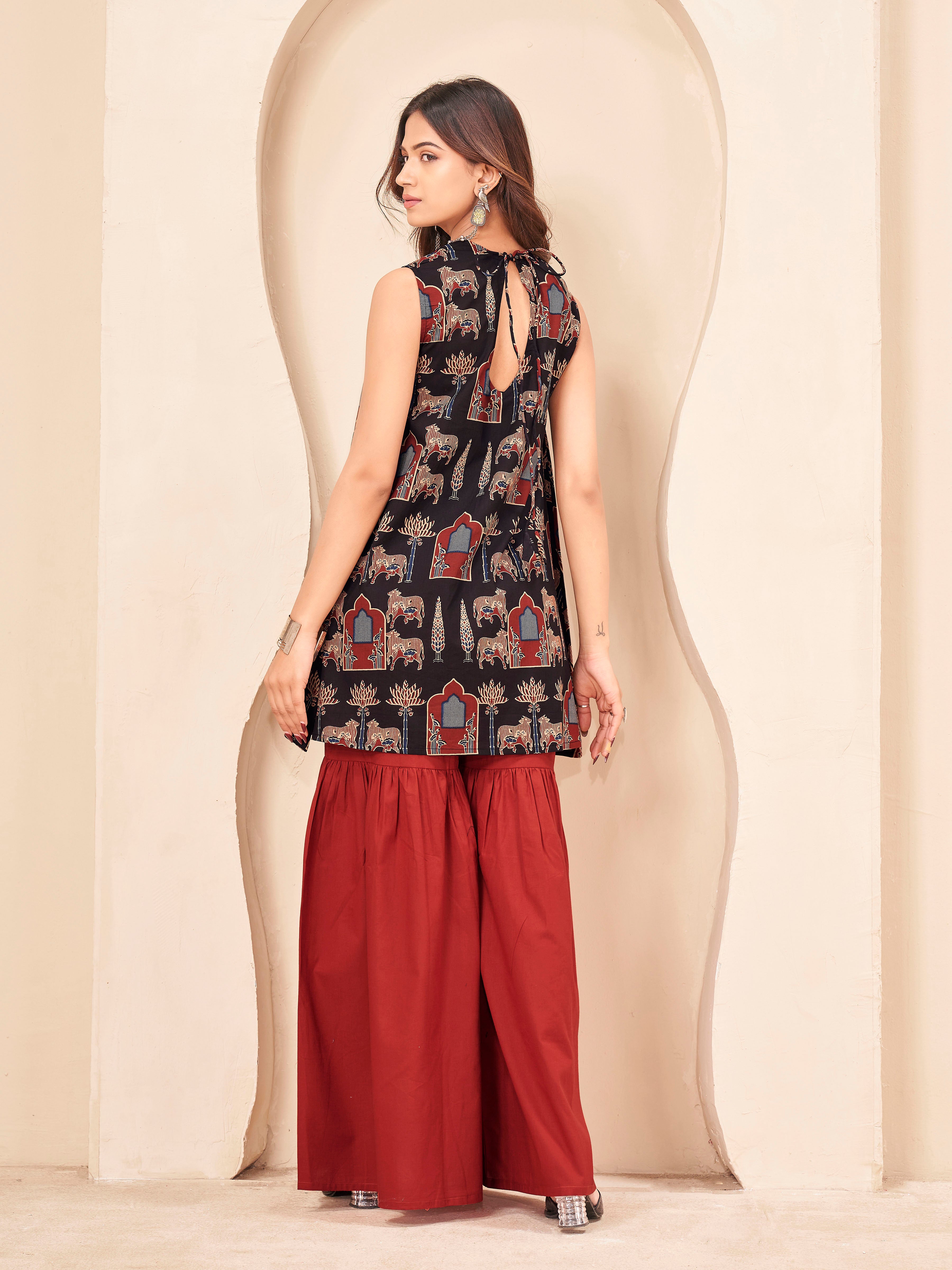 Black color pure cotton animal motif printed a-line tunic & solid sarara cordset