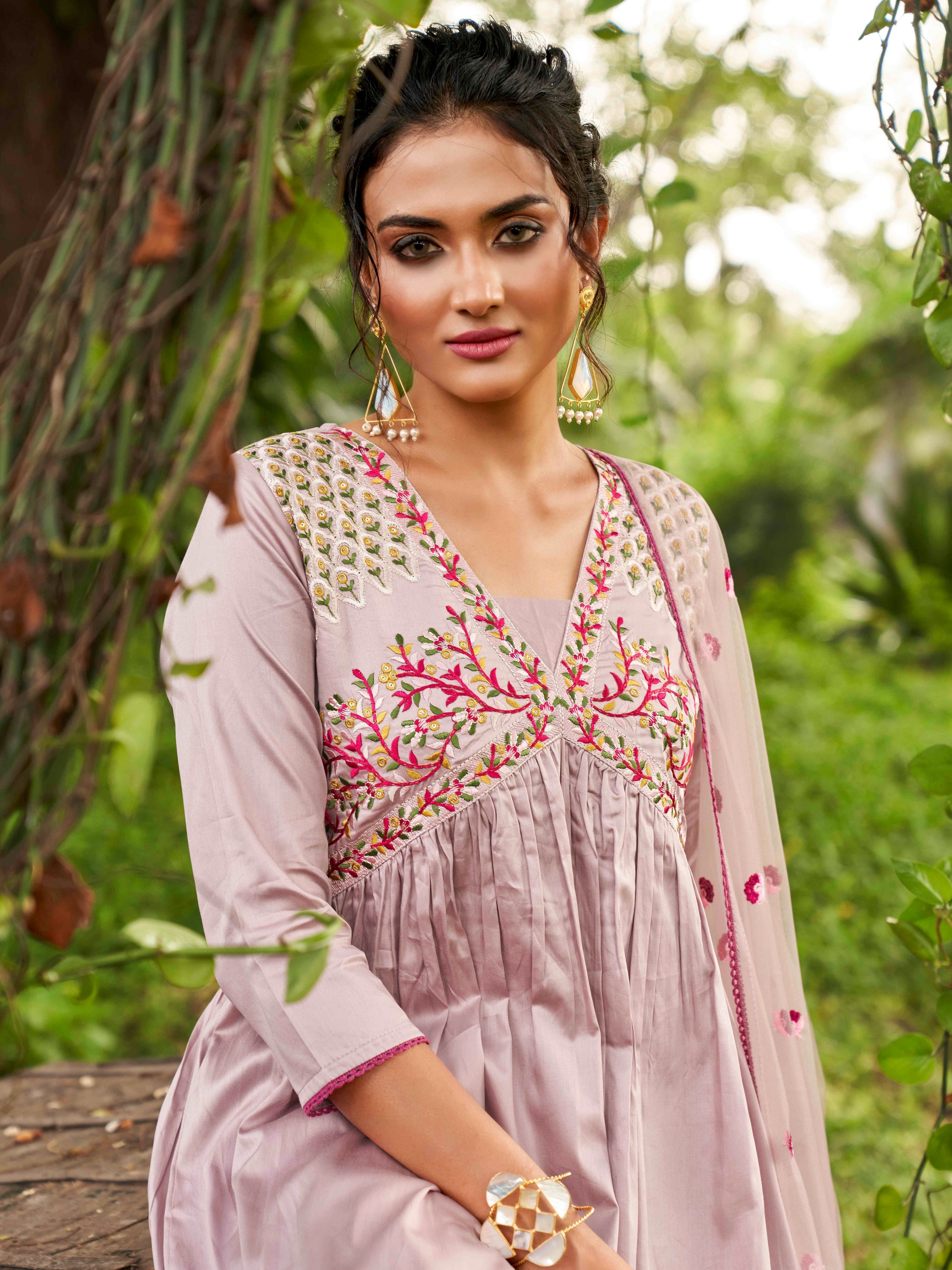 Floral Yoke Design Pleated Thread Work Kurta With Trousers & Dupatta