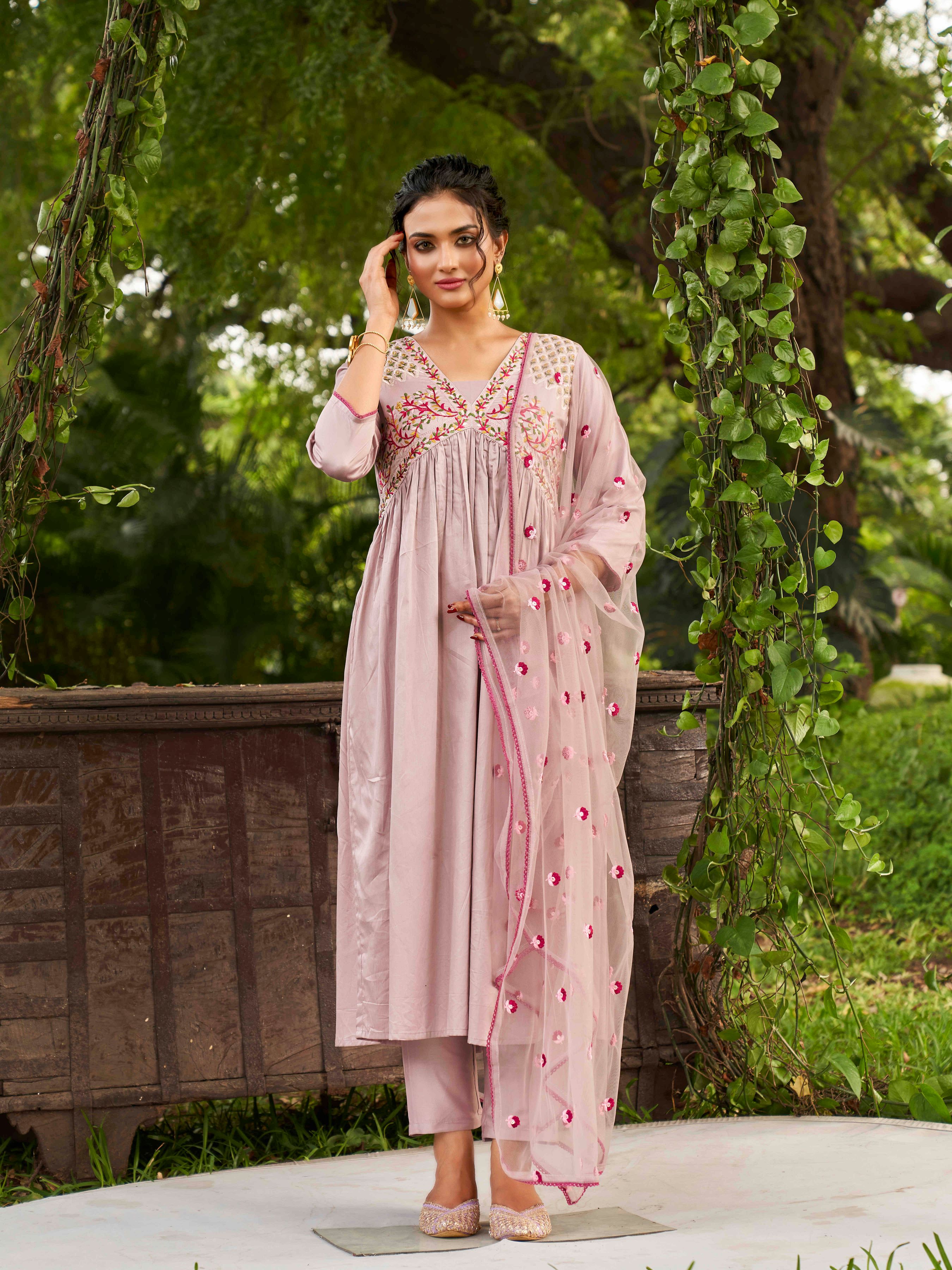 Floral Yoke Design Pleated Thread Work Kurta With Trousers & Dupatta