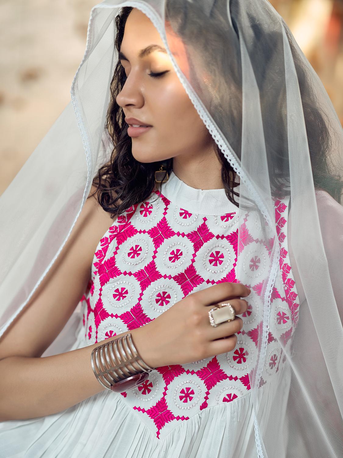 White Halter Neck Gathered Rayon Kurta Set With Yoke Embroidery