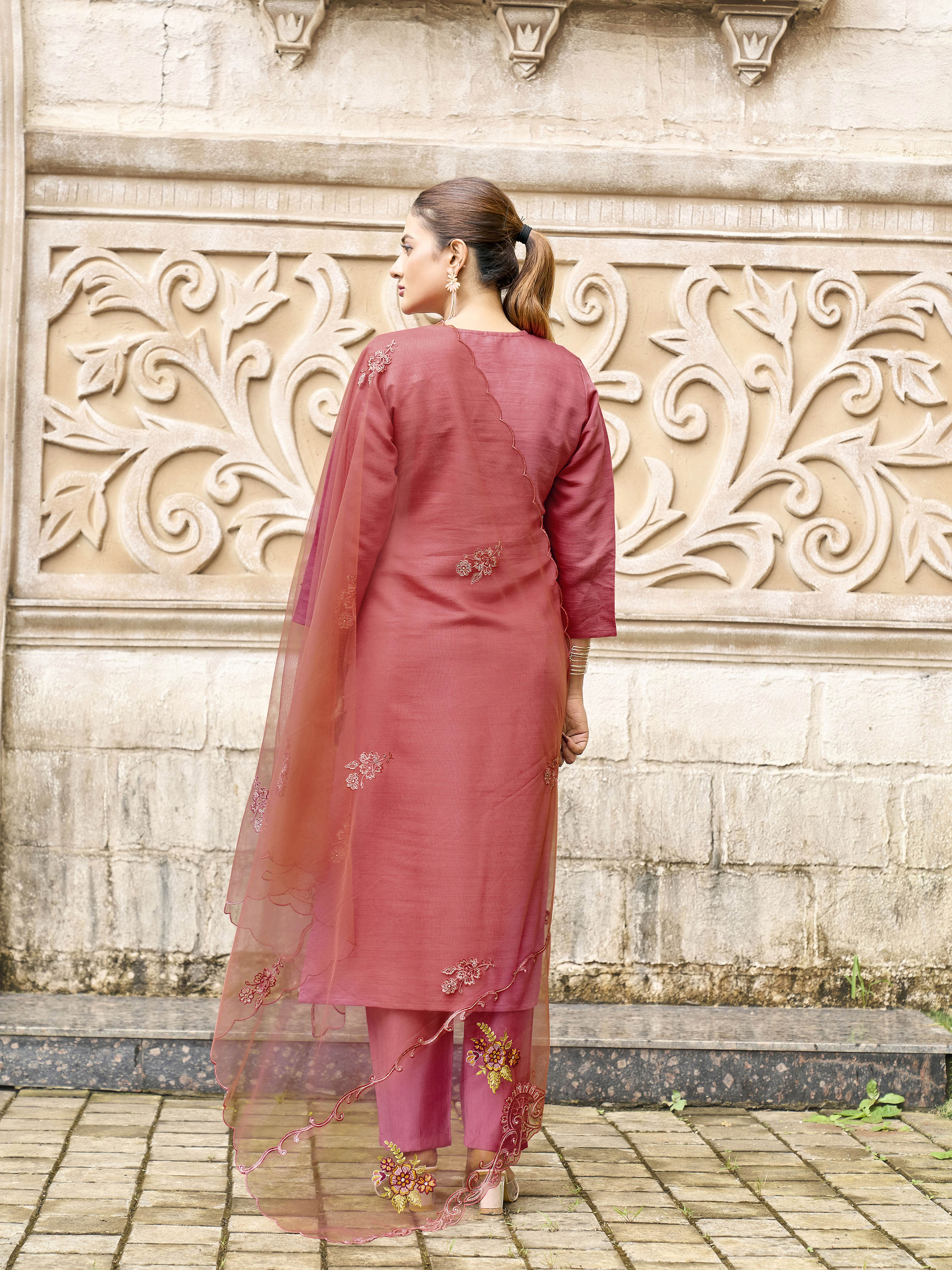 Peach color silk blend with thread thread embroidered kurta & trouser with dupatta set