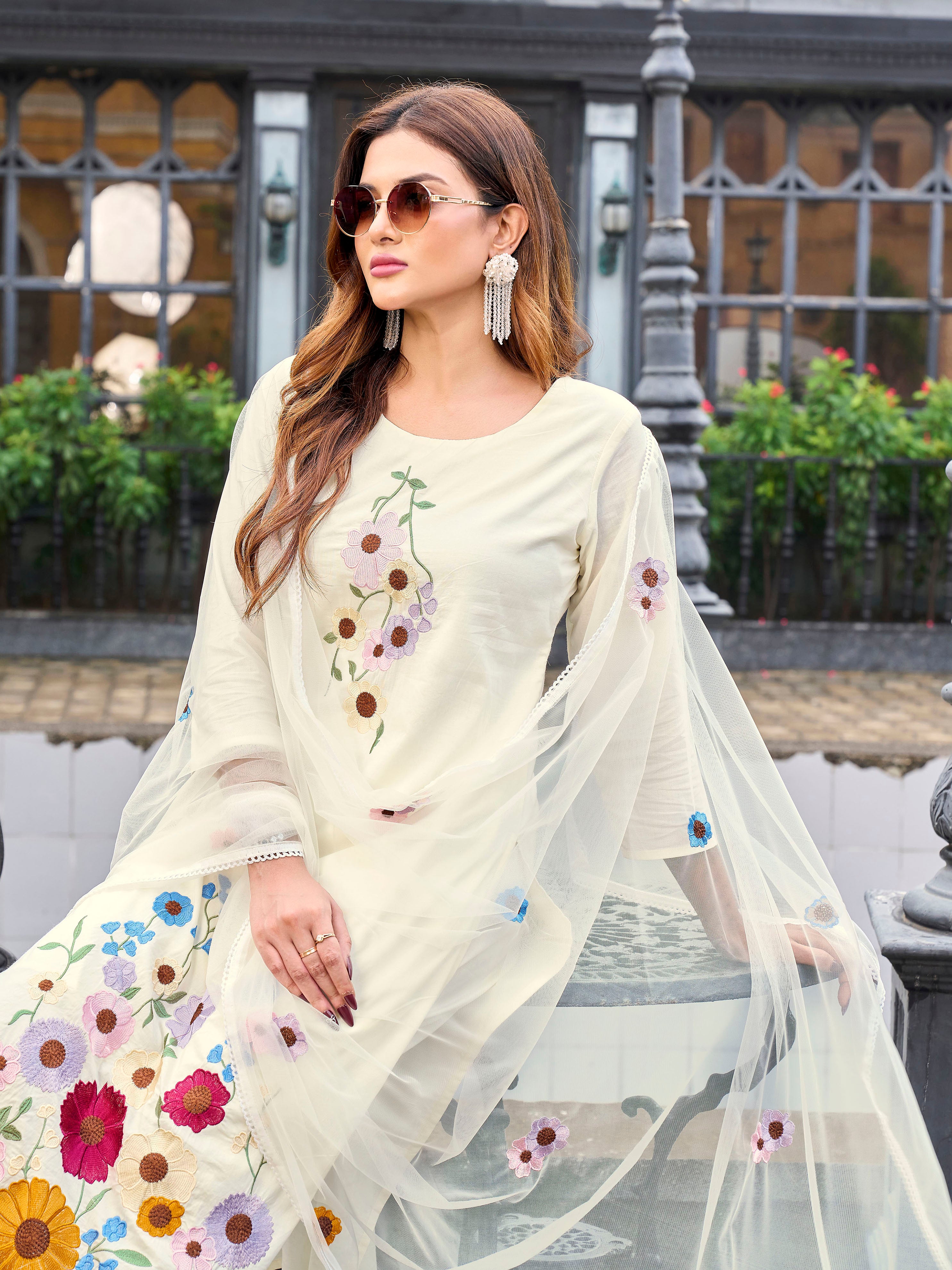 Off whithe color pur cotton with colourful thread embroidered kurta & trouser with dupatta set