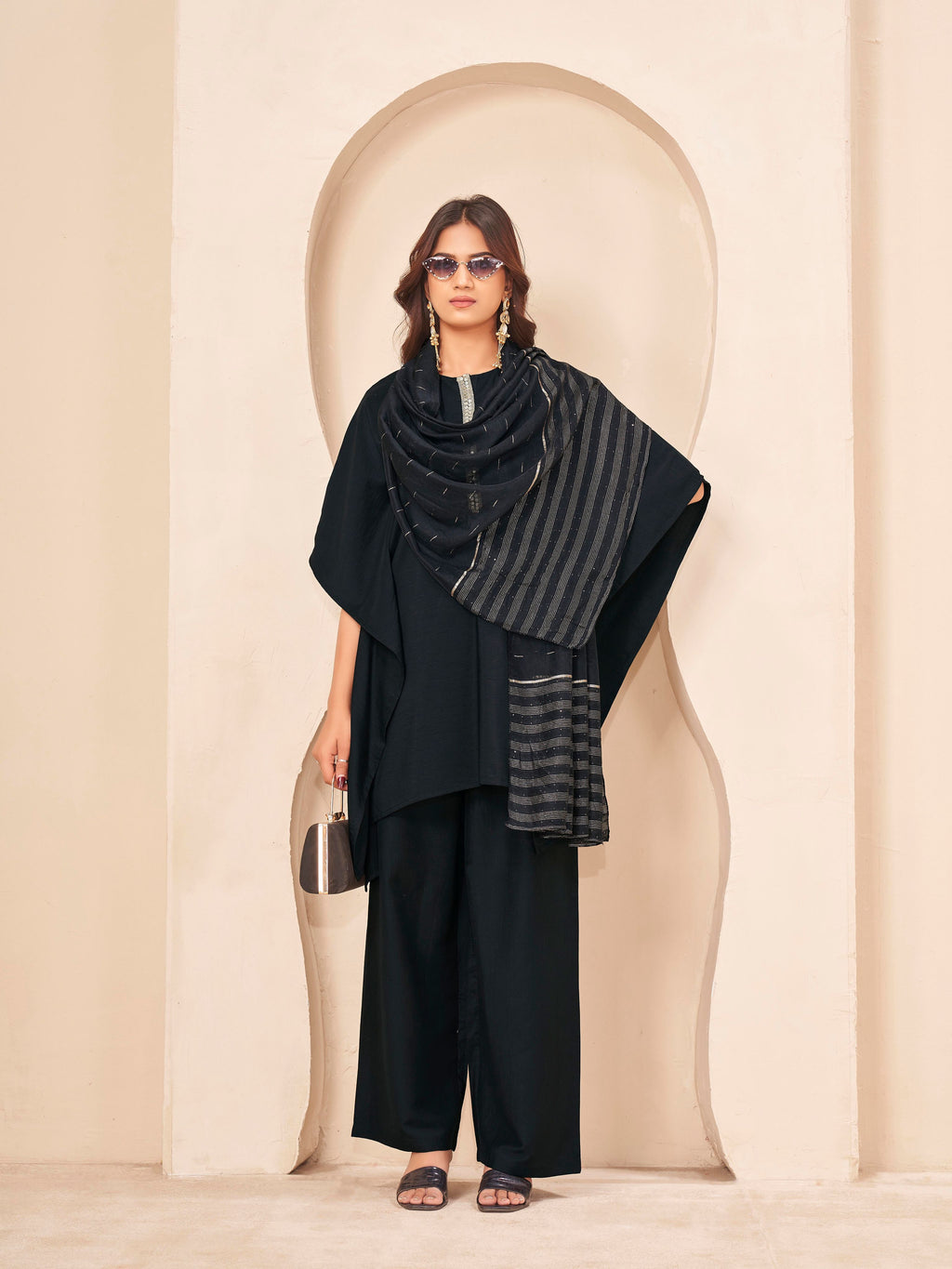 Black color silk blend with placket trim solid kaftan style kurta & plazzo with brocade dupatta set