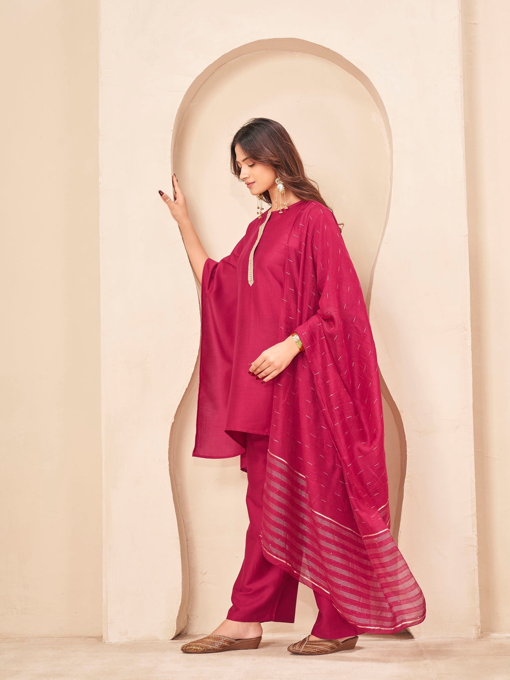 Maroon color silk blend with placket trim solid kaftan style kurta & plazzo with brocade dupatta set