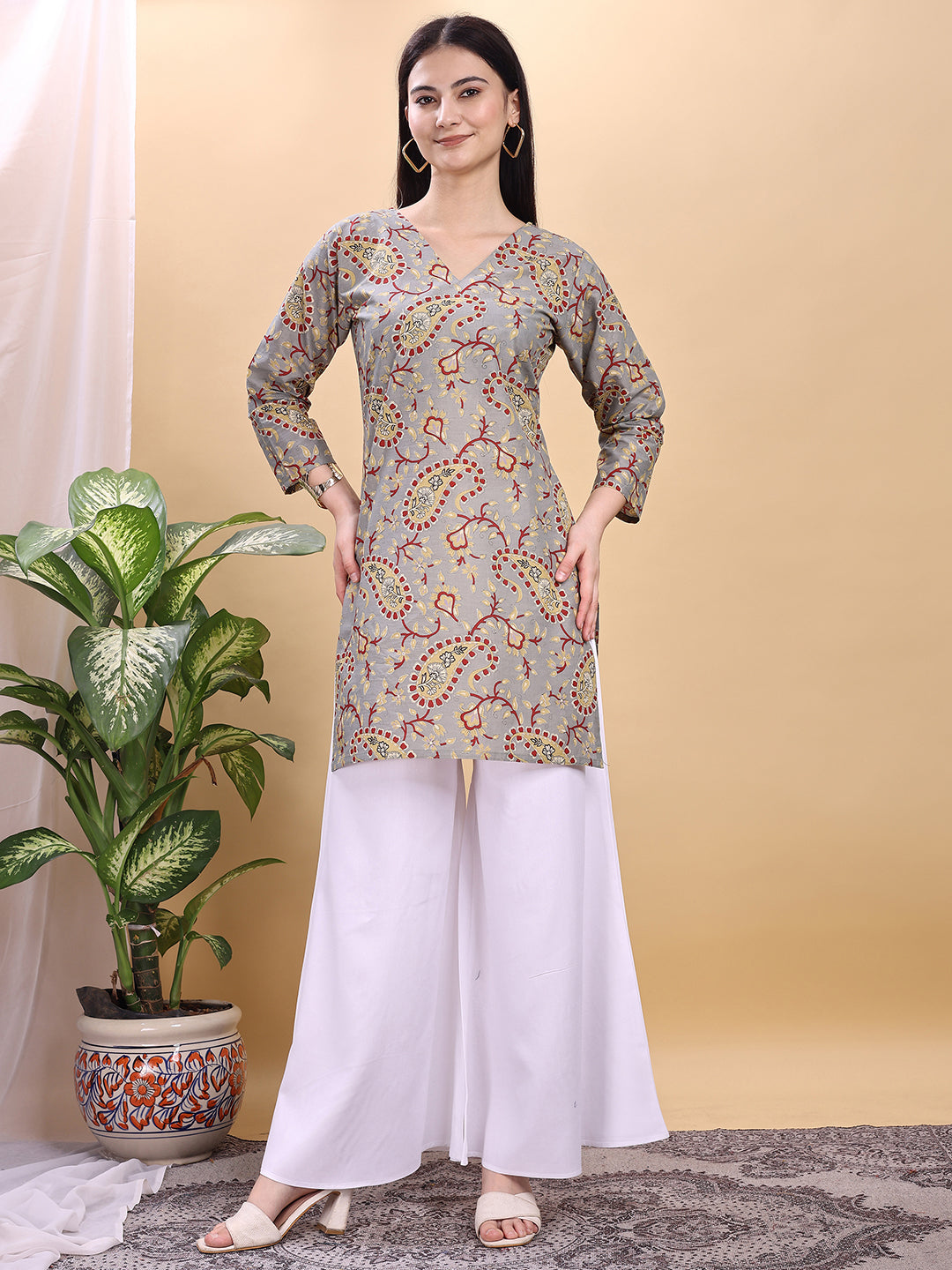 White color rayon umbrella plazzo