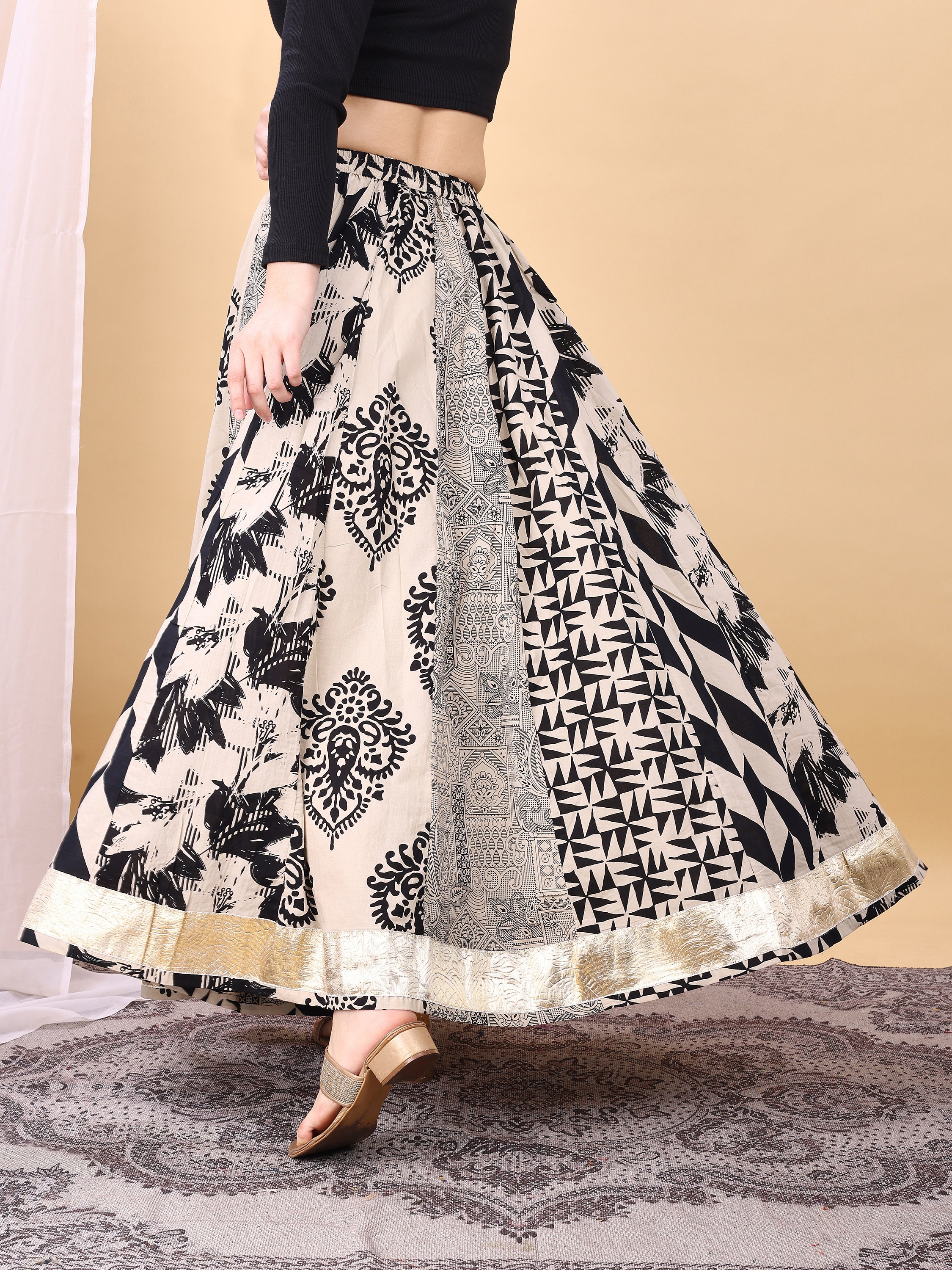 White color cotton printed kali skirt