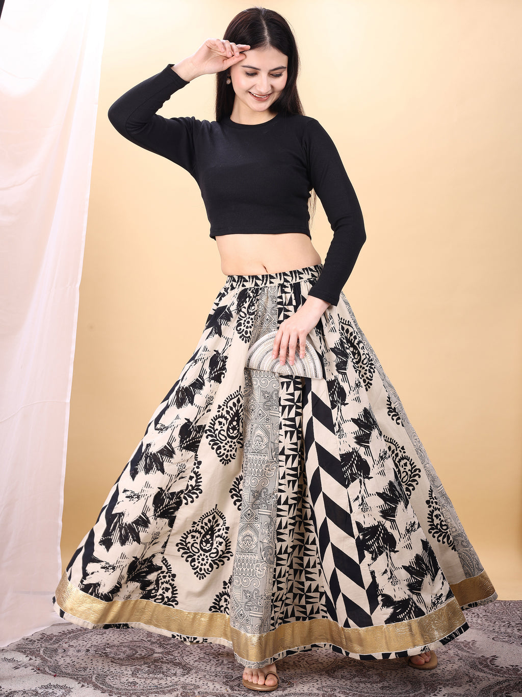 White color cotton printed kali skirt