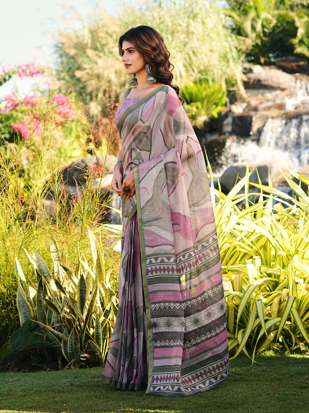 Ready to wear abstract print polycotton shimmer saree