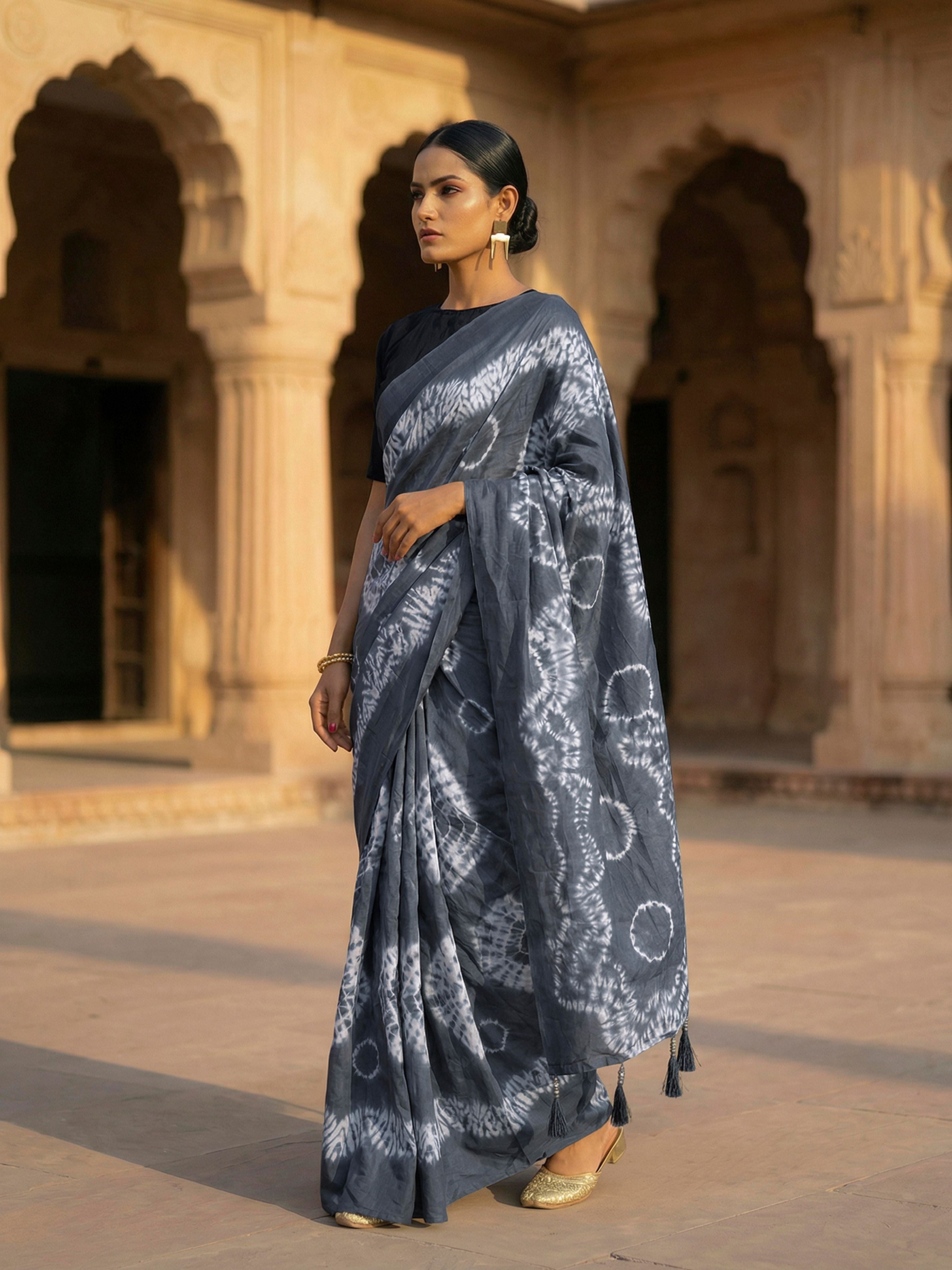 Easy to wear grey colored shibori print pure jaipuri cotton saree