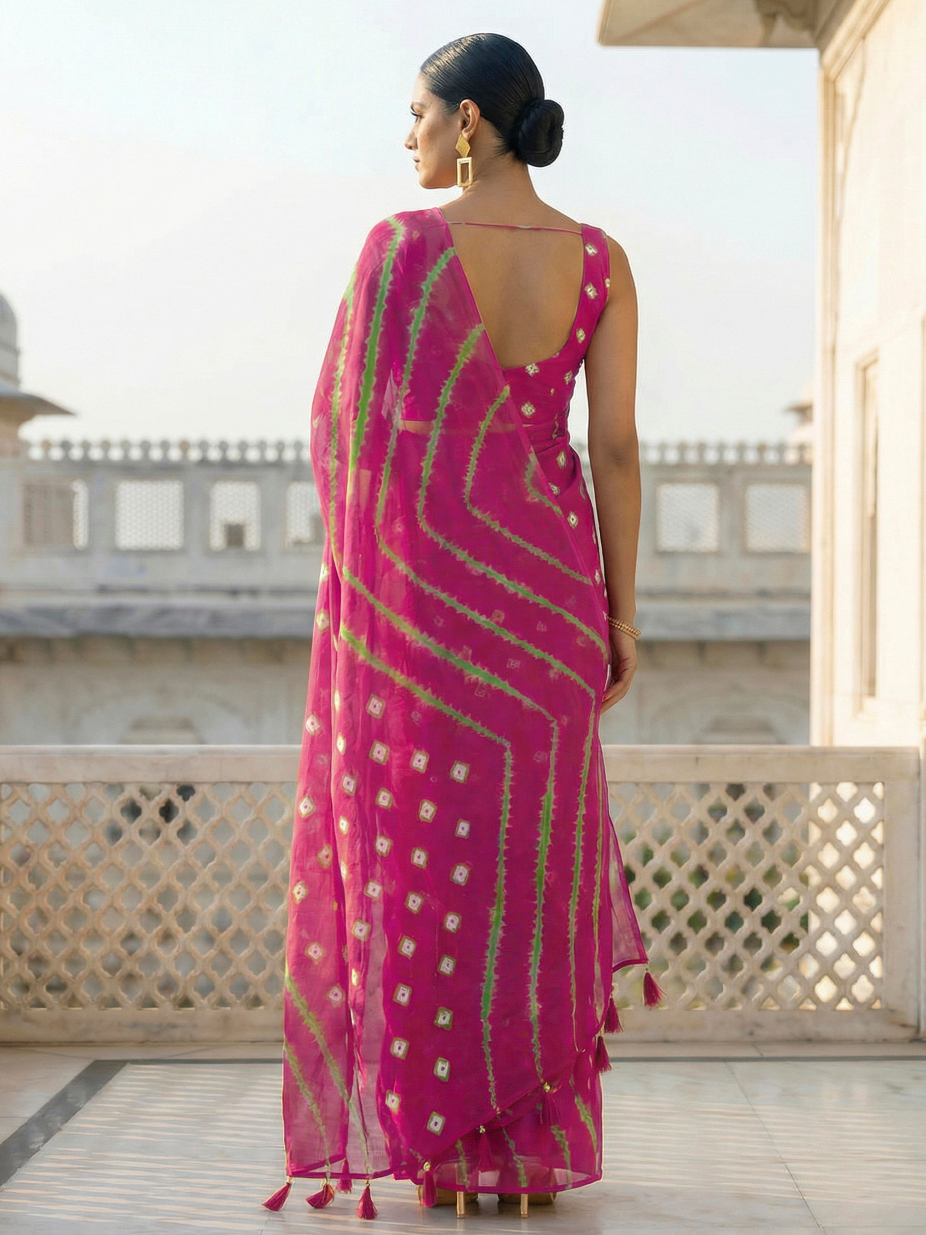 Easy to wear Pink colored bandhni print pure jaipuri cotton saree
