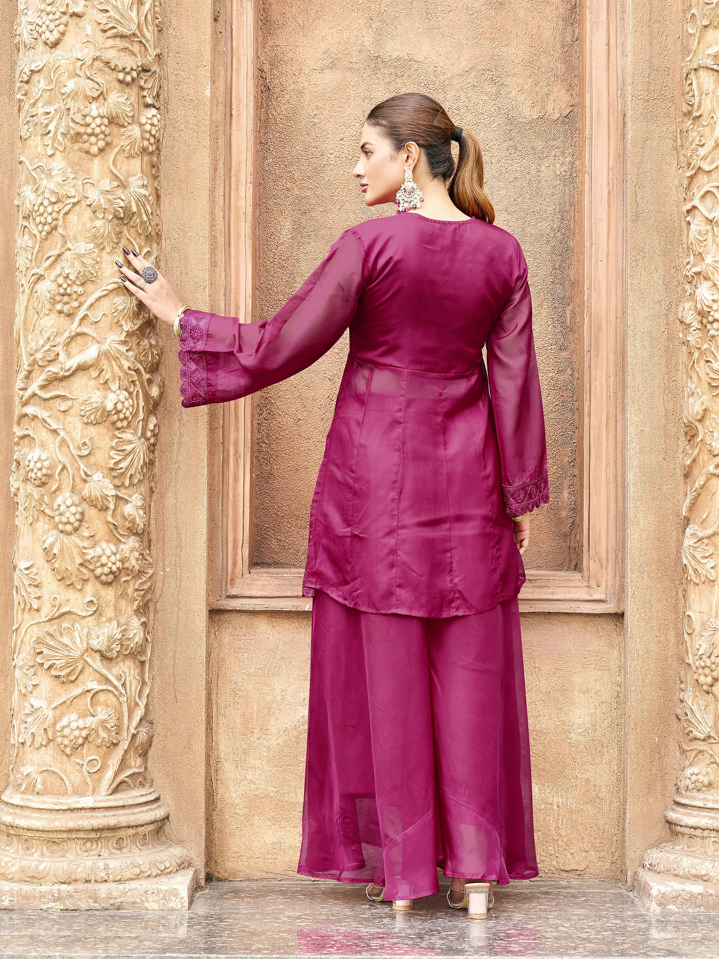 Pink color organza sequinns and thread embroidered Co-ords Set